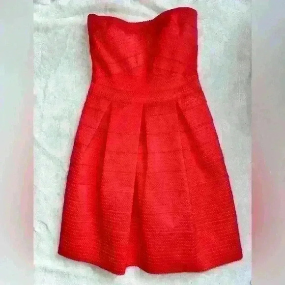 NWT - Express Fit and Flair Dress Color:
Watermelon Size: XS - Picture 6 of 7